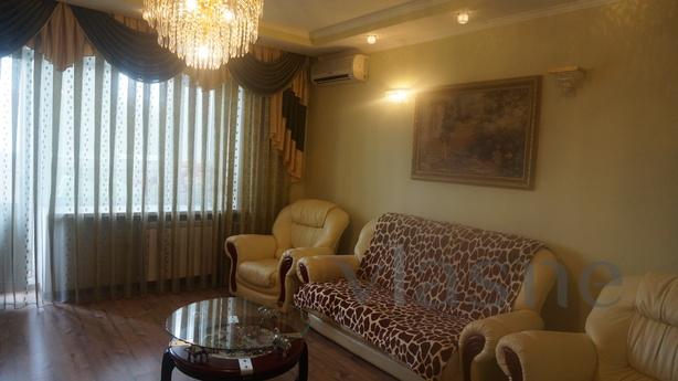 Euro apartment near Olympic Stud, Kyiv - apartment by the day