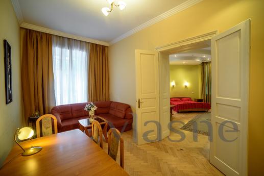 Apartment in the city center, Lviv - apartment by the day