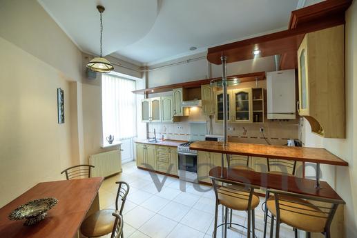 Apartment in the city center, Lviv - apartment by the day