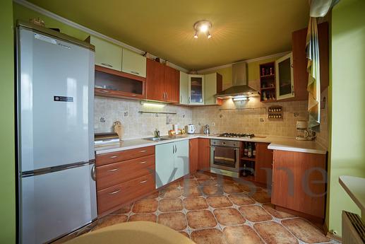 2 level apartment in the center, Lviv - apartment by the day