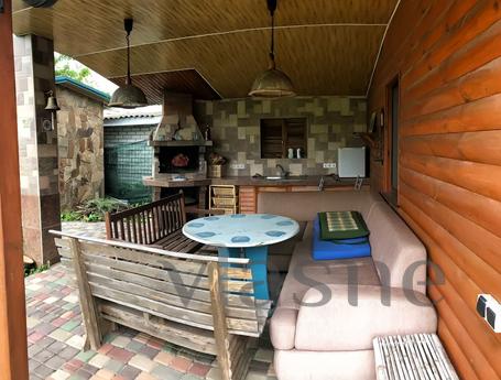 Cottage in zatoka cooperative BRIZ, Odessa - apartment by the day
