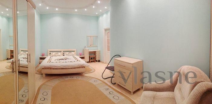 Pechersk. Renovation. Stalinka with an elevator. On foot to 