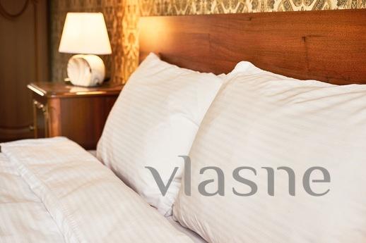 A good apartment not far from the Opera, Lviv - apartment by the day