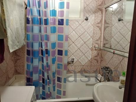 The winegrower. Comfortable warm 3 room , Kyiv - apartment by the day