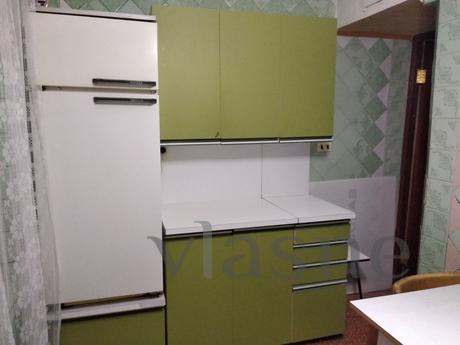 The winegrower. Comfortable warm 3 room , Kyiv - apartment by the day