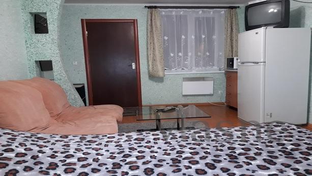 Guest House at the pier, Sviatohirsk - apartment by the day