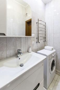 Avangard Qn Romana Apartment, Львов - квартира посуточно