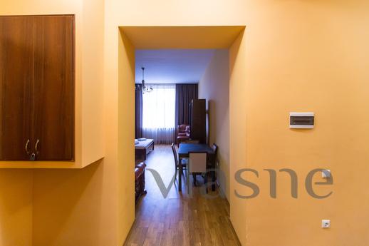 Avangard Qn Romana Apartment, Львов - квартира посуточно