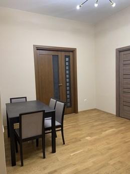 Avangard Qn Romana Apartment, Львов - квартира посуточно