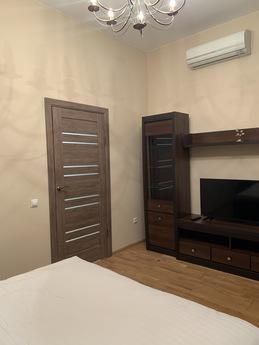 Avangard Qn Romana Apartment, Львов - квартира посуточно