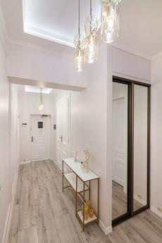 Avangard DeLuxe* Art Apart, Lviv - apartment by the day