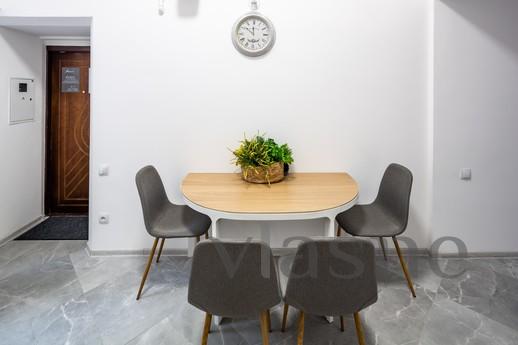 Avangard on Shevchenko Avenue 25 Apart, Lviv - apartment by the day