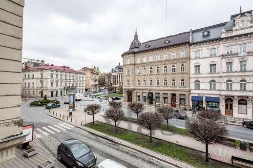 Avangard on Shevchenko Avenue 25 Apart, Lviv - apartment by the day