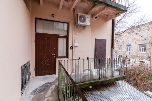 Avangard Magnus 9 Apartment, Lviv - apartment by the day