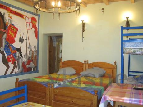 3 rooms in a private home, air conditioner, refrigerator, TV