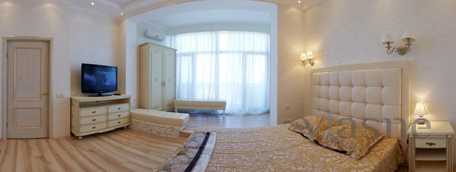 3-bedroom apartment, 'Provence', Odessa - apartment by the day