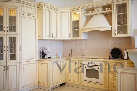 3-bedroom apartment, 'Provence', Odessa - apartment by the day