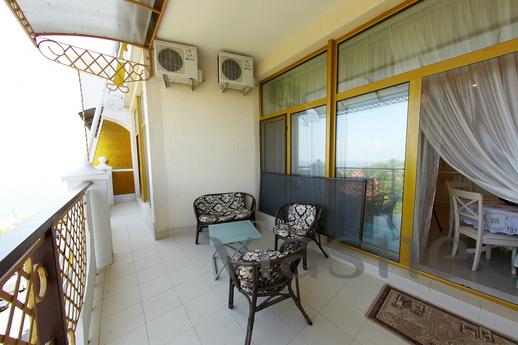 3-bedroom apartment, 'Provence', Odessa - apartment by the day