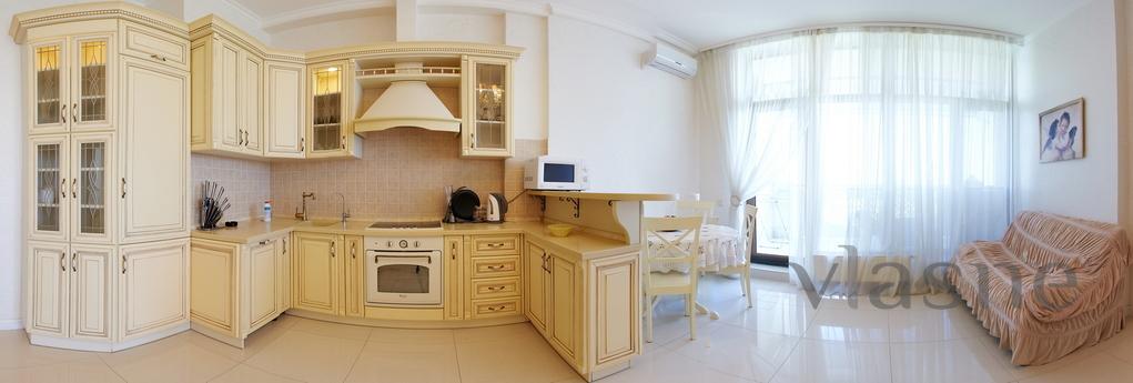 3-bedroom apartment, 'Provence', Odessa - apartment by the day