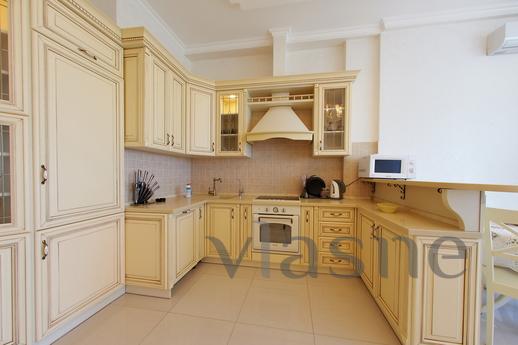 3-bedroom apartment, 'Provence', Odessa - apartment by the day
