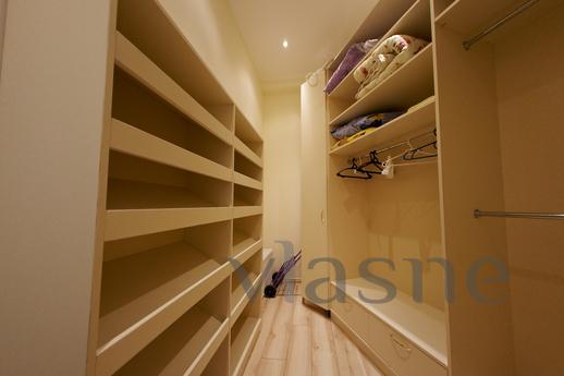3-bedroom apartment, 'Provence', Odessa - apartment by the day