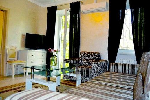 I rent your apartment on the street. Marazlievskaya, in Shev