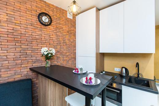 ♥ Bright Studio ♥ 2M to Lviv Polytechnic, Lviv - apartment by the day