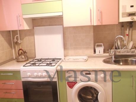 Rent 1-bedroom apartment near the sea, Feodosia - apartment by the day