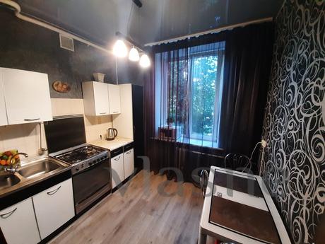 The Stalavarov Center Meduniver Kozak Pa, Zaporizhzhia - apartment by the day