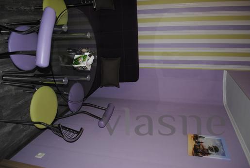 1 bedroom apartmenton Ekaterynynskaya, Odessa - apartment by the day