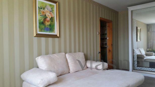 Apartment 5 minutes from Arcadia, Odessa - apartment by the day
