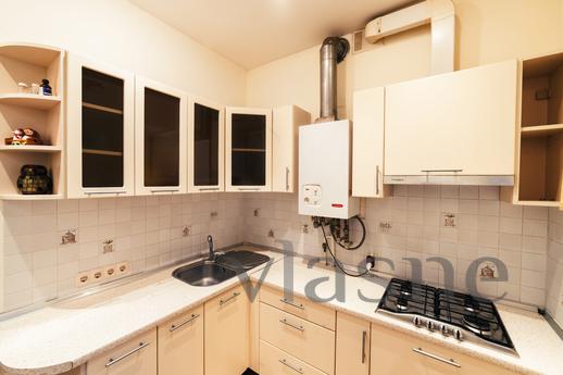 Excellent 3-bedroom apartment in the cen, Odessa - apartment by the day