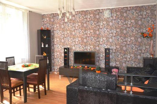 By the sea! French Boulevard. 3 dedroom, Odessa - apartment by the day