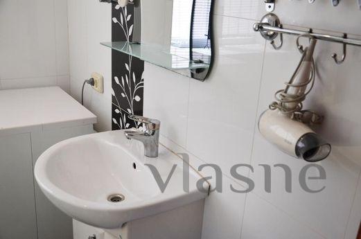 By the sea! French Boulevard. 3 dedroom, Odessa - apartment by the day