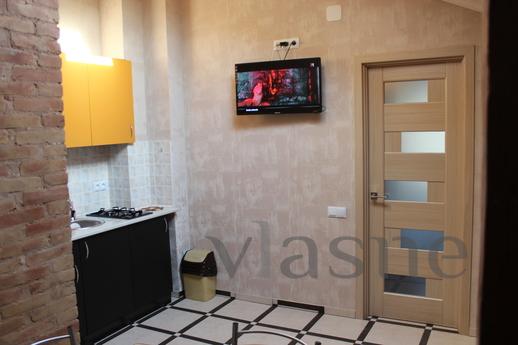 I rent a new apartment, Odessa - apartment by the day