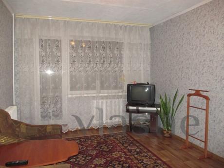 Its! Rent 1 chaya / Kaverina, Dnipro (Dnipropetrovsk) - apartment by the day