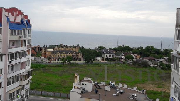 Own 2-bedroom apartment near the sea, Chernomorsk (Illichivsk) - apartment by the day