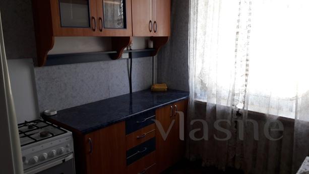 Own 2-bedroom apartment near the sea, Chernomorsk (Illichivsk) - apartment by the day