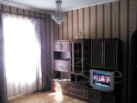 Центр Напроти Оперный театр 3 к.квартира, Львов - квартира посуточно