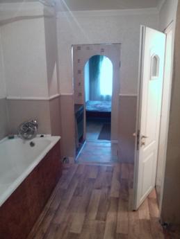 Its 1 bedroom in the center near the rai, Odessa - apartment by the day