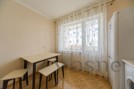 2 bedroom apartment, Kyiv - apartment by the day