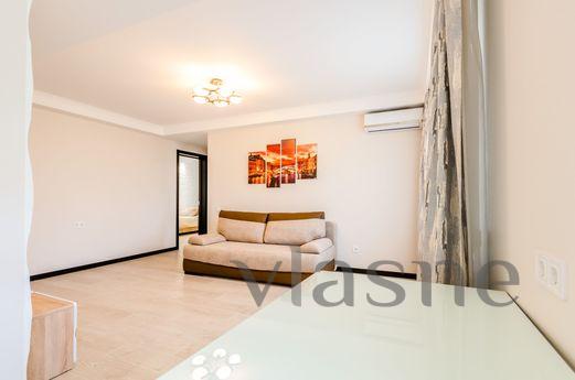 The apartment is renovated, Kyiv - apartment by the day