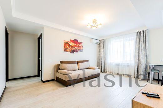 The apartment is renovated, Kyiv - apartment by the day