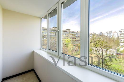 The apartment is renovated, Kyiv - apartment by the day