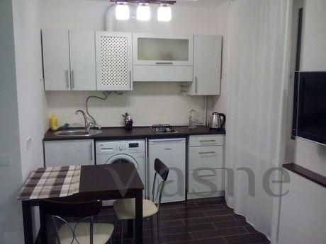 Bright and spacious apartment, Kherson - apartment by the day
