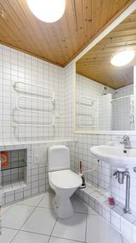 Metro Darnitsa 5 minutes walk, IEC, 2k t, Kyiv - apartment by the day