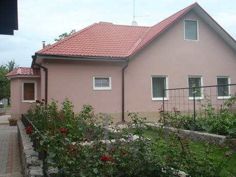 For the rest we offer rental house in a quiet and cozy place