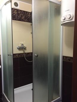 2-bedroom apartment, Obolon, Kyiv - apartment by the day