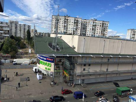 2-bedroom apartment, Obolon, Kyiv - apartment by the day