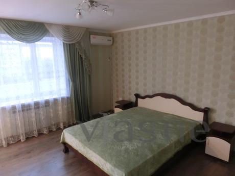 A cozy studio apartment for two in the center of the city. R